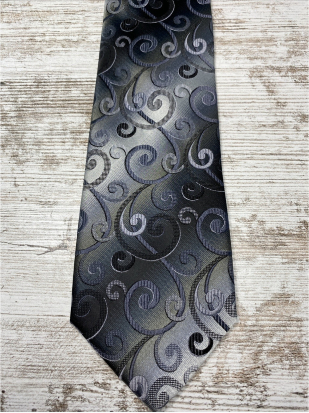 Van Heusen Silk Blend Tie Black Gray Green Scroll Paisley Pattern 58x3.25